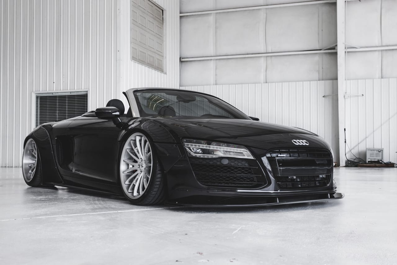 Audi R8 on Savini SV75XC in Brushed