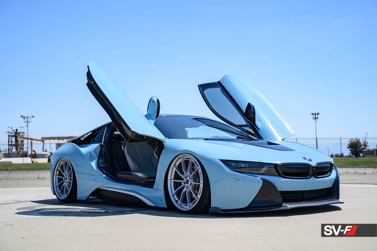 BMW I8 on Savini forged wheels