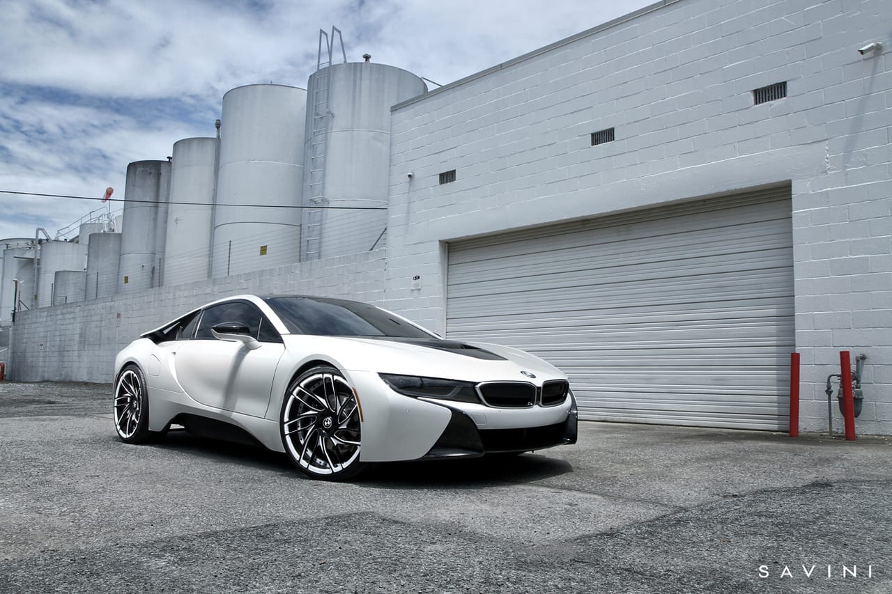 BMW I8 on Savini forged wheels