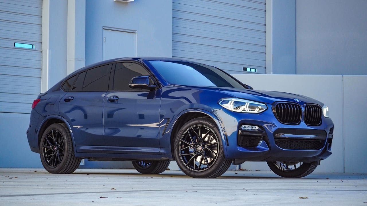 BMW X4 on Savini SV-F6 Gloss Black