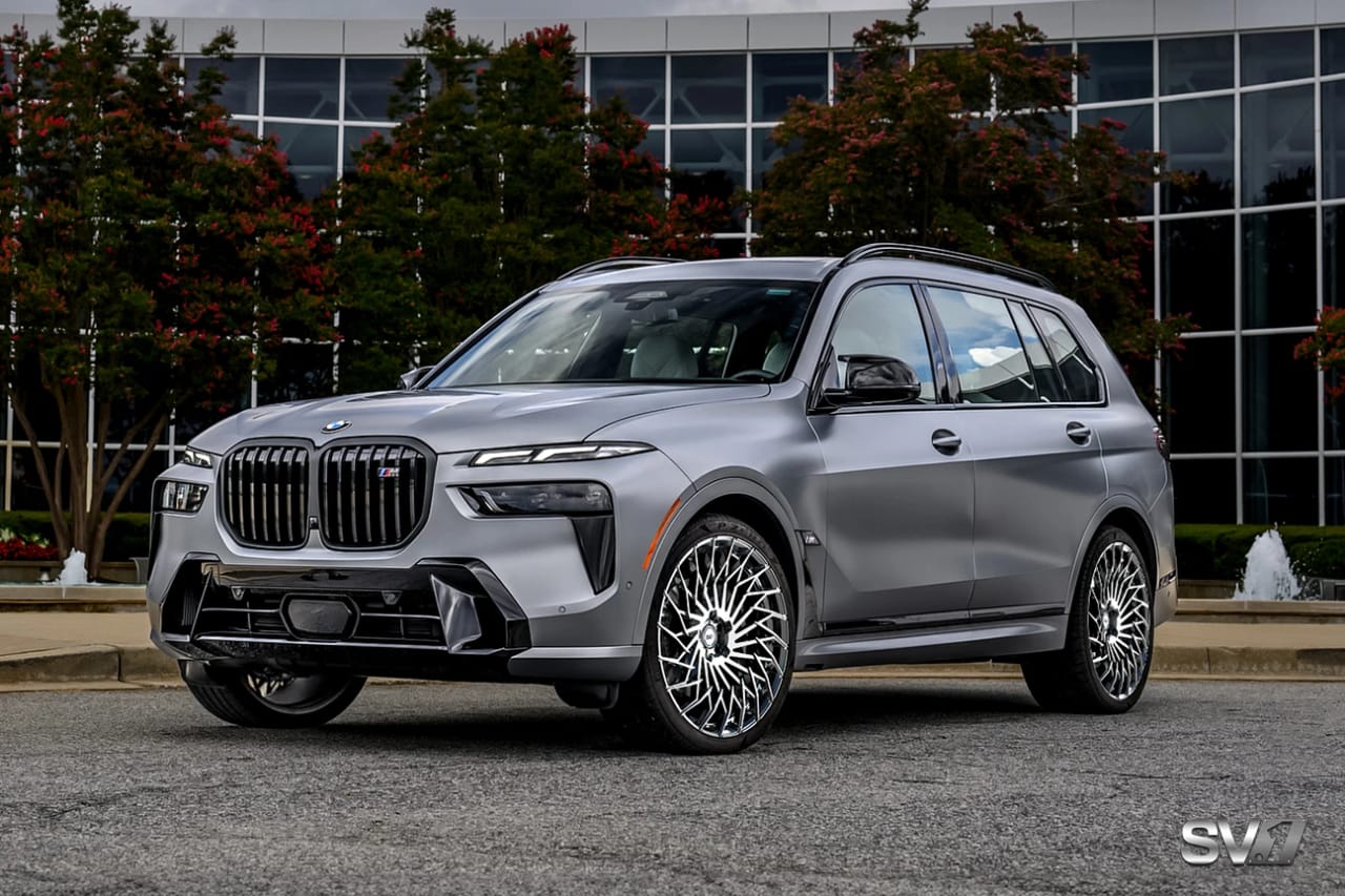 BMW X7 on Savini forged wheels