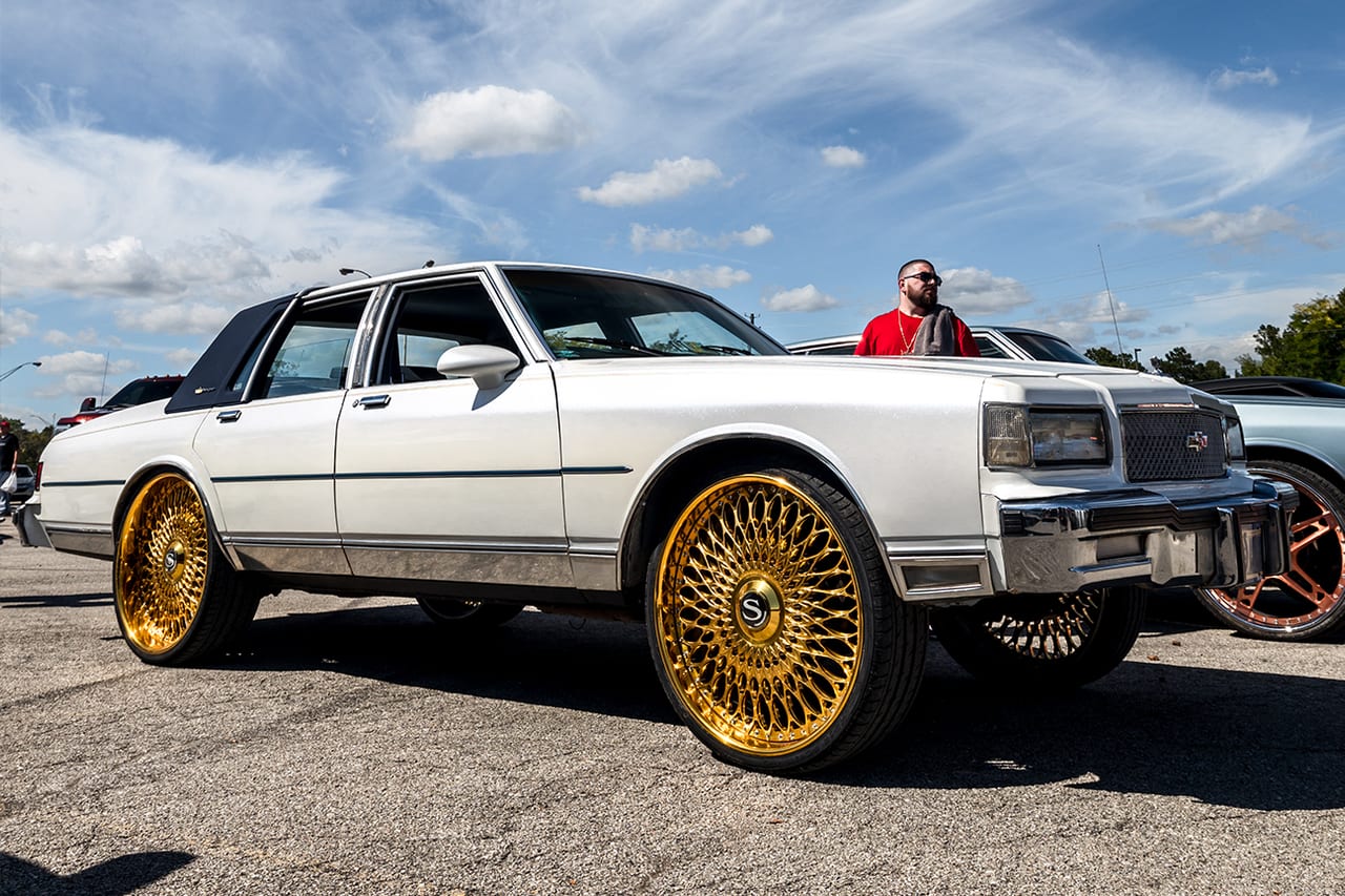 CHEVROLET CAPRICE CLASSIC on Savini VENETO forged wheels