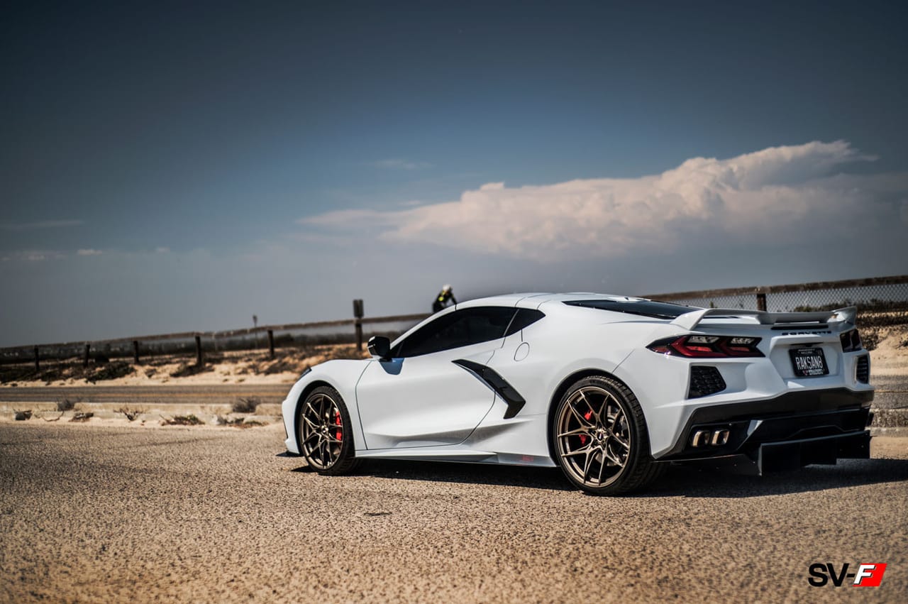 CHEVY CORVETTE C8 on Savini forged wheels