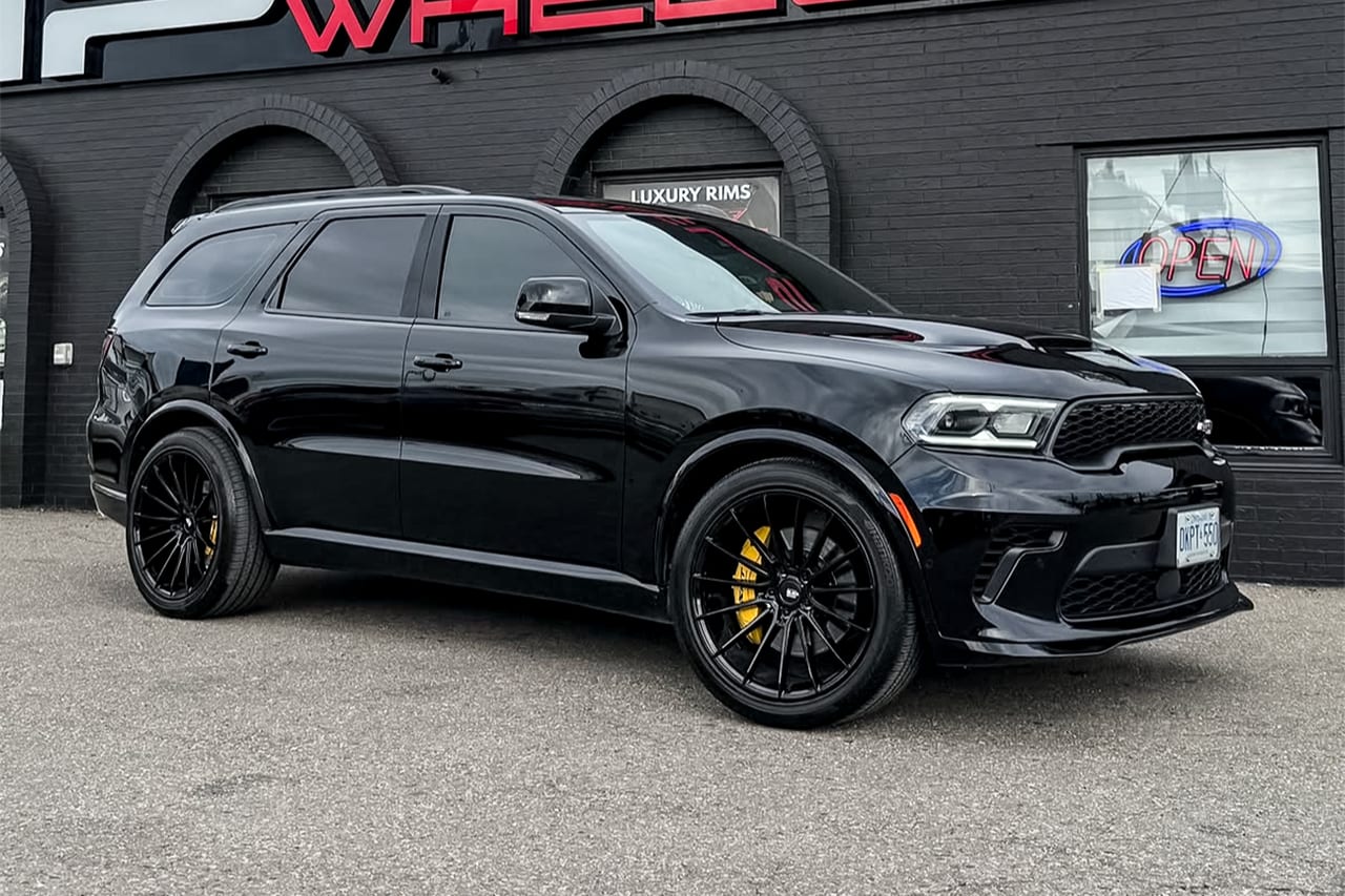 Dodge Durango on Savini BM16 Gloss Black