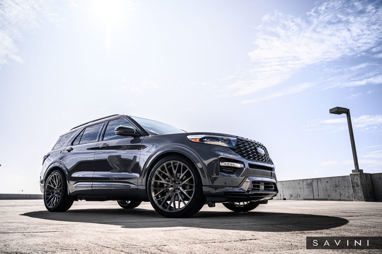 CGS FORD EXPLORER on Savini forged wheels
