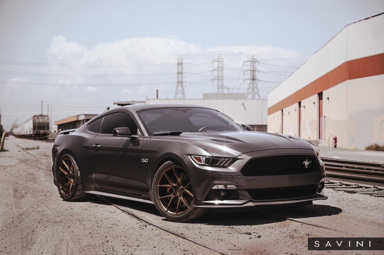 FORD MUSTANG on Savini forged wheels