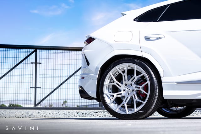 Lamborghini Urus on Savini SV72 D wheels, photo 4