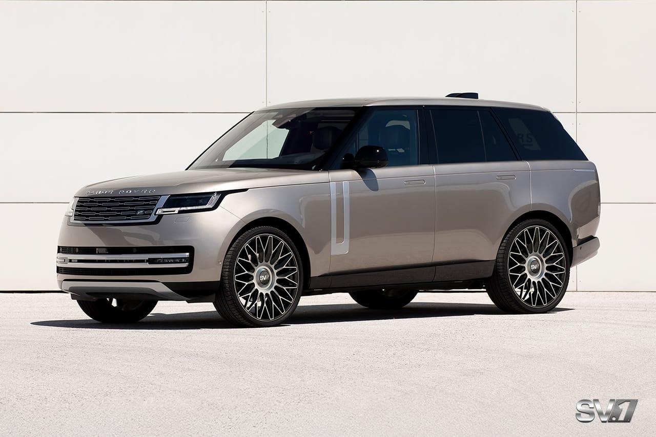 RANGE ROVER on Savini forged wheels