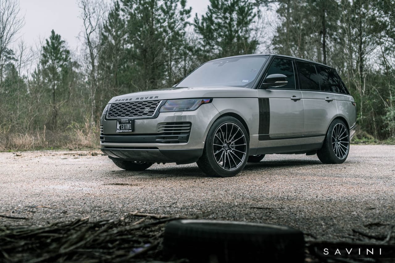 RANGE ROVER HSE on Savini forged wheels