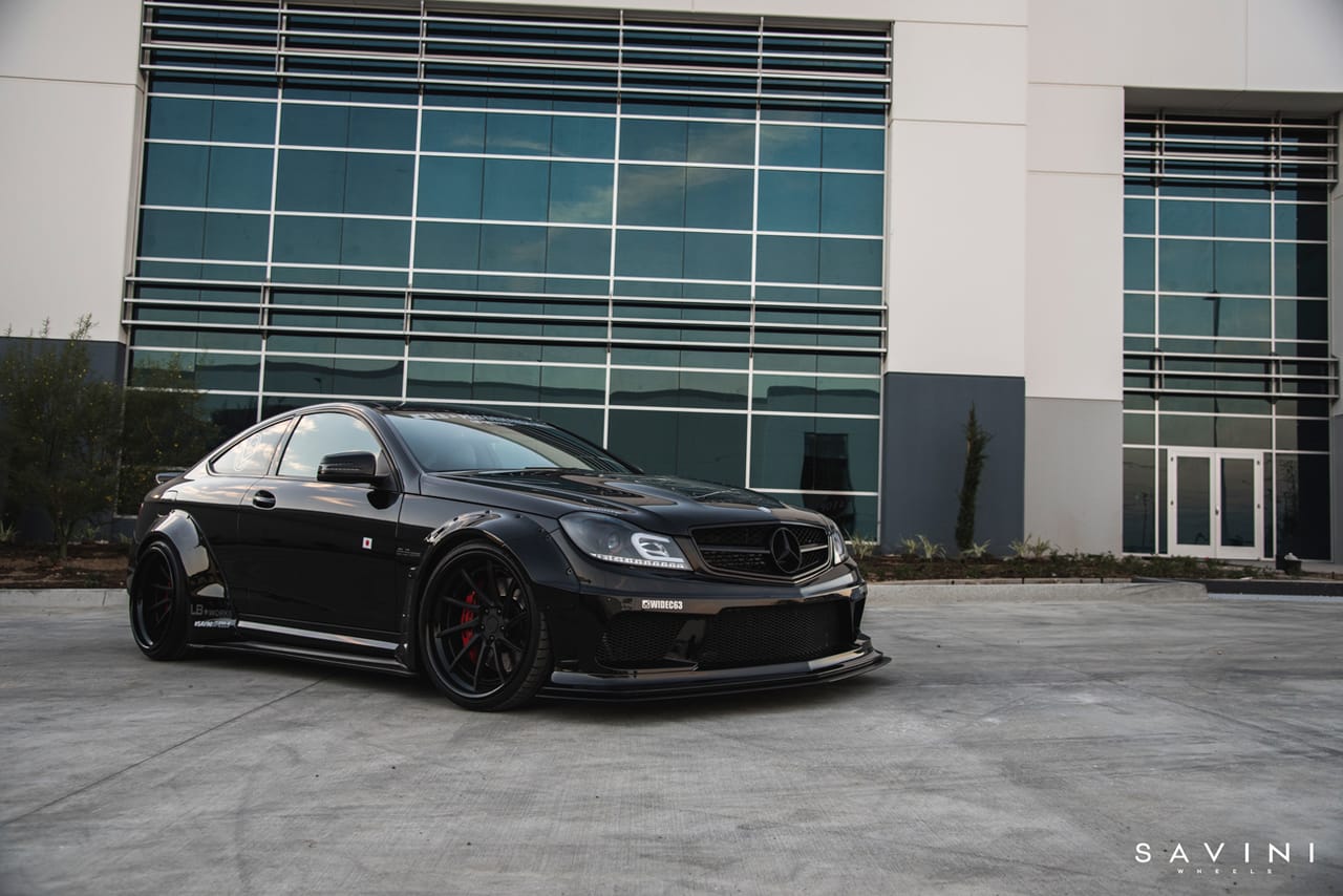 LIBERTY WALK MERCEDES-BENZ C63 on Savini forged wheels