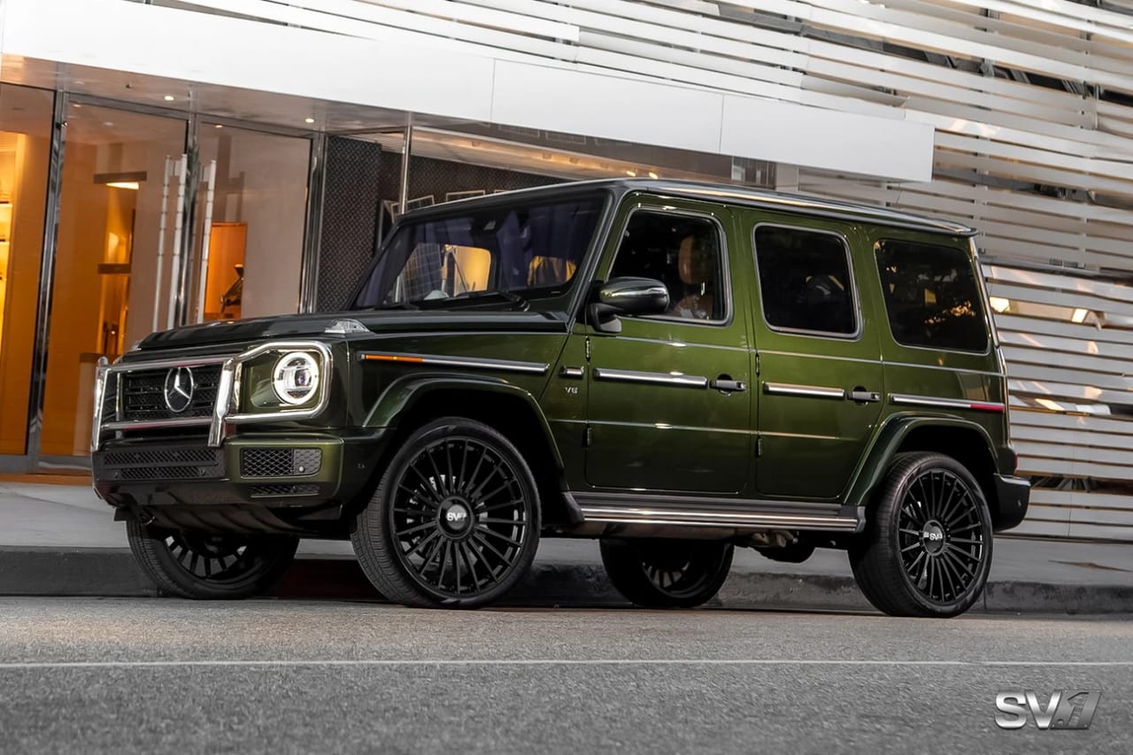 MERCEDES-BENZ G63 AMG on Savini forged wheels