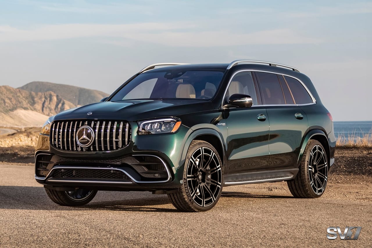 MERCEDES GLS63 AMG on Savini forged wheels