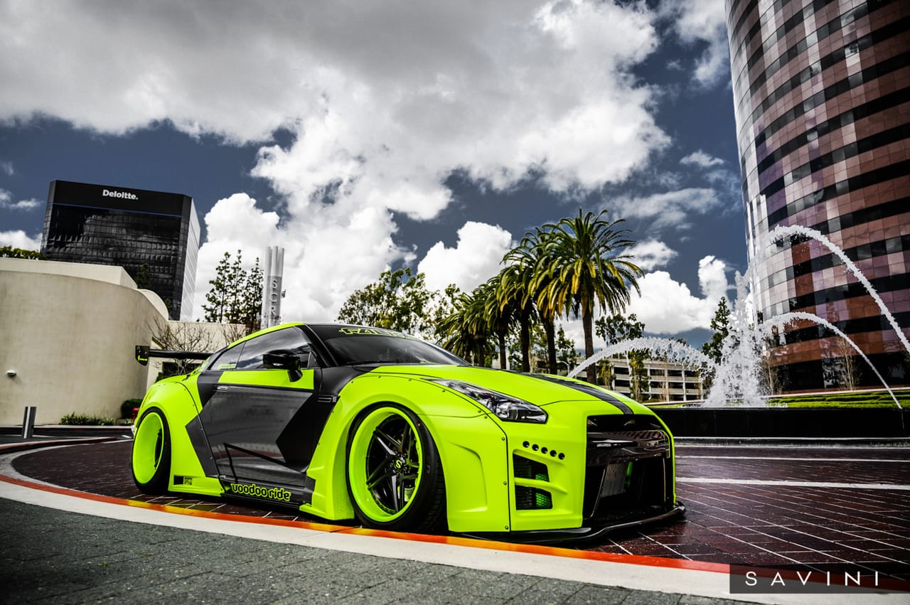 NISSAN GT-R on Savini forged wheels