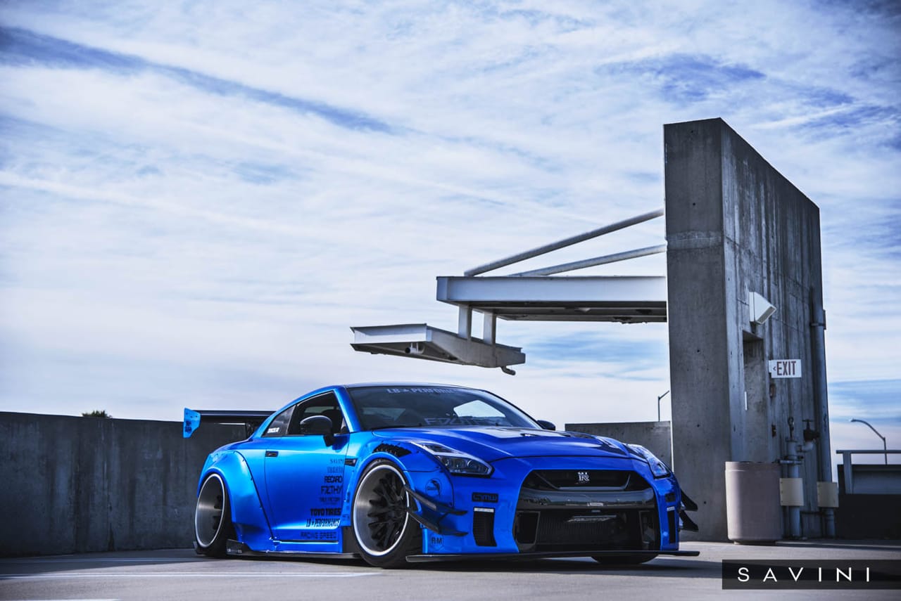 NISSAN GTR on Savini forged wheels