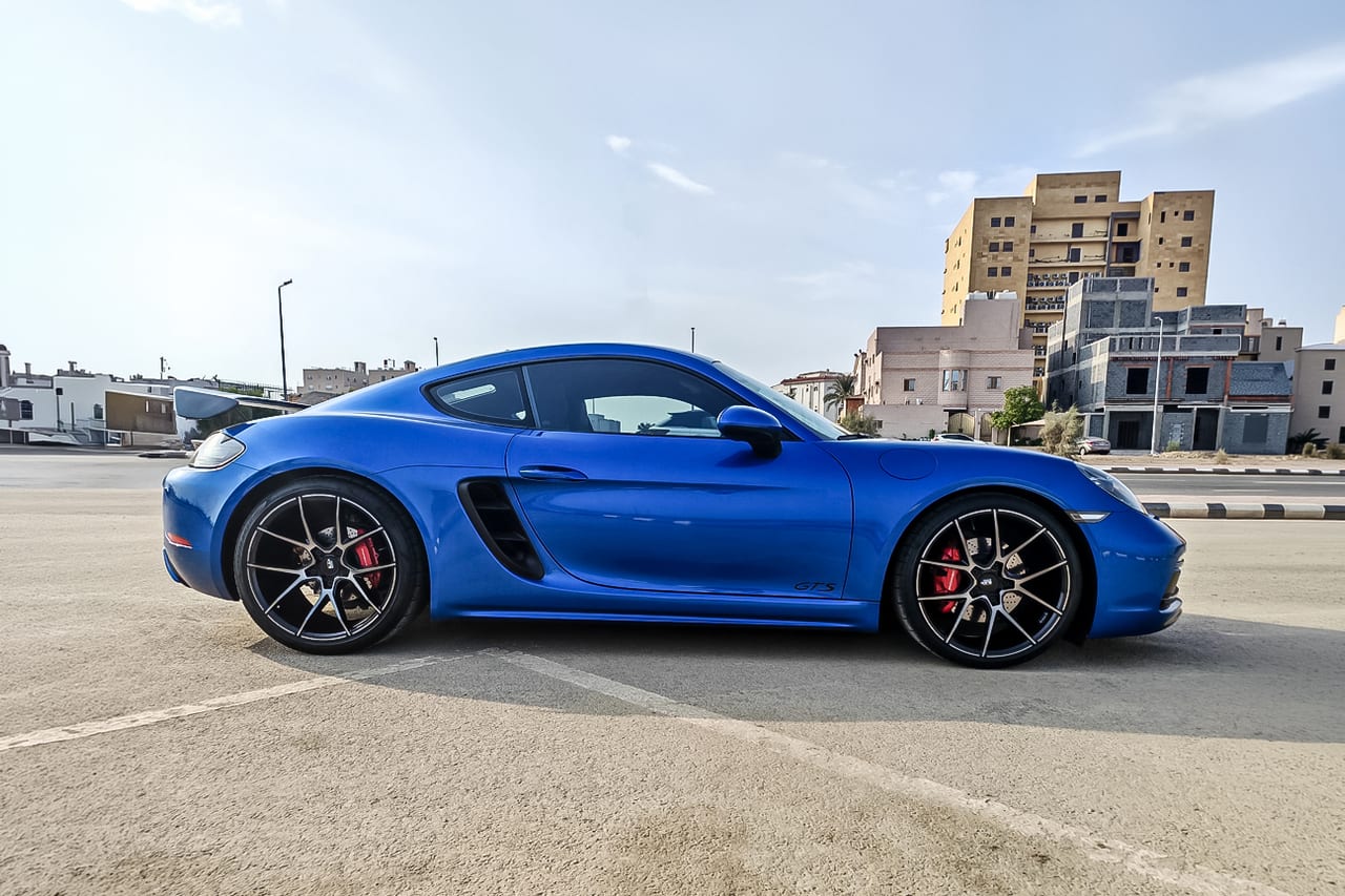 Porsche Cayman on Savini BM14 in Gloss Black Machined DDT
