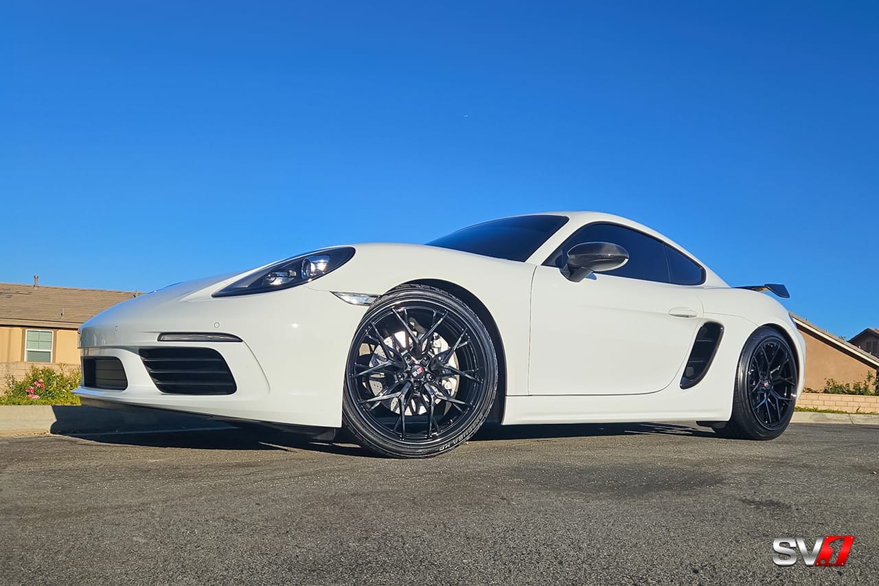 PORSCHE CAYMAN on Savini forged wheels