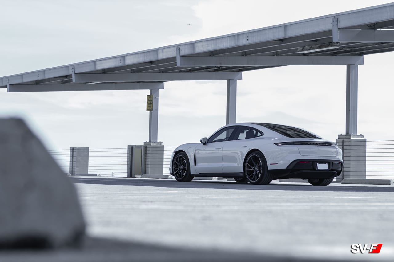 PORSCHE TAYCAN on Savini forged wheels