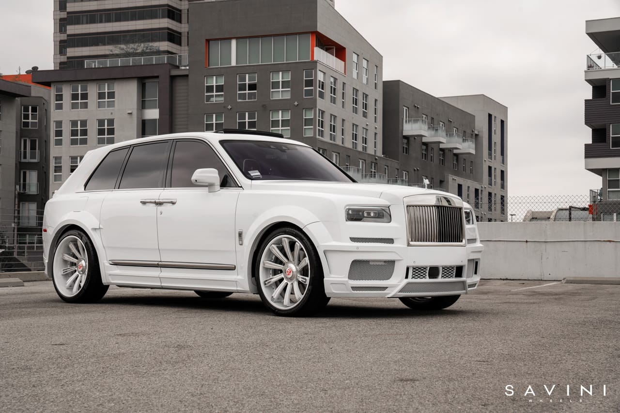 ROLLS-ROYCE CULLINAN on Savini forged wheels