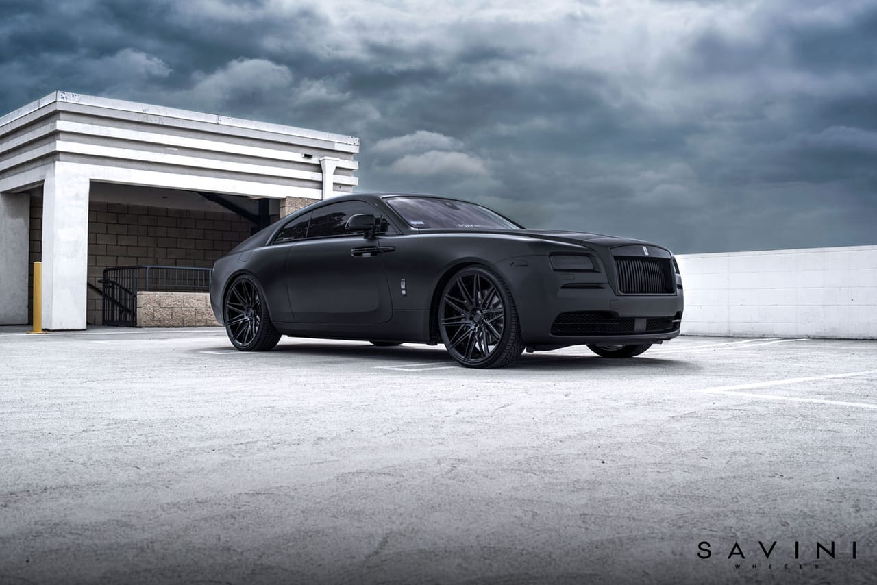 ROLLS-ROYCE WRAITH on Savini forged wheels