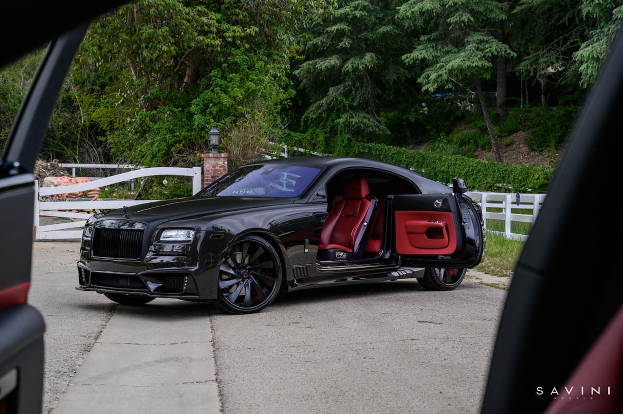 ROLLS-ROYCE WRAITH on Savini forged wheels