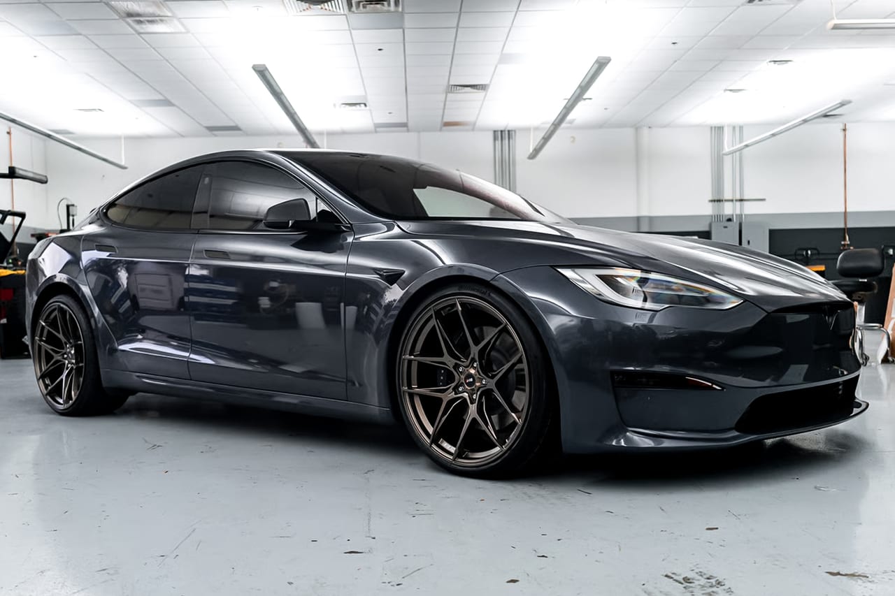 Tesla Model S Plaid on Savini SV-F5 Matte Bronze