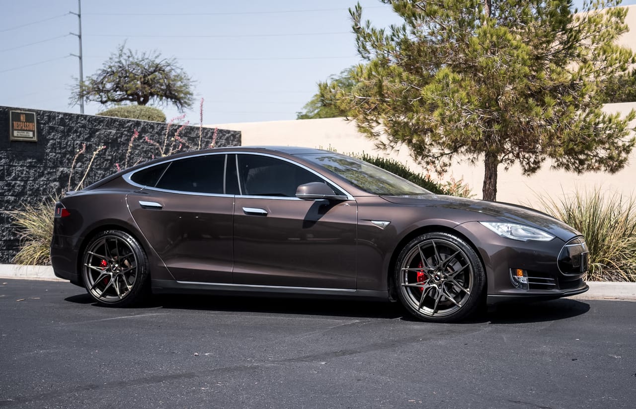 Tesla Model S P85 on Savini SV-F5 Matte Bronze