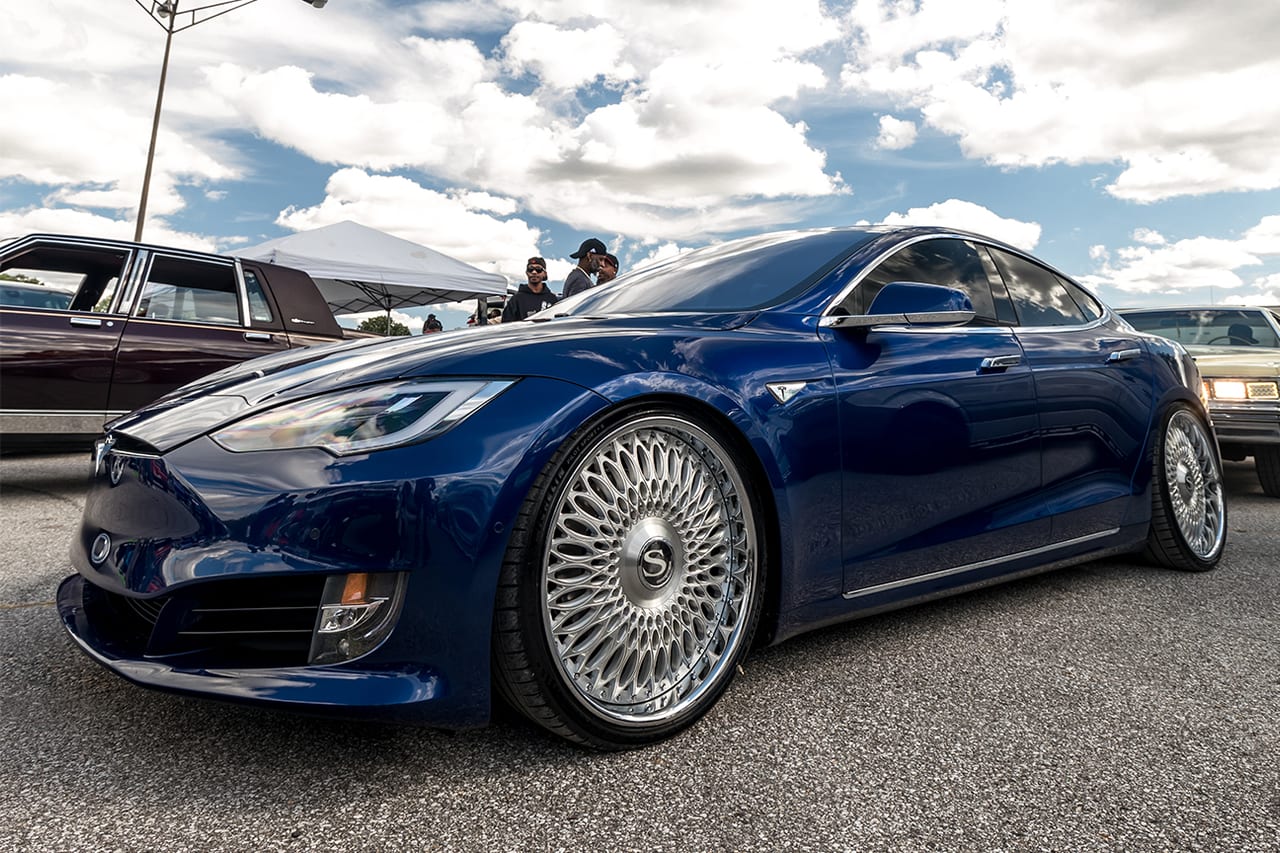 TESLA MODEL S on Savini forged wheels