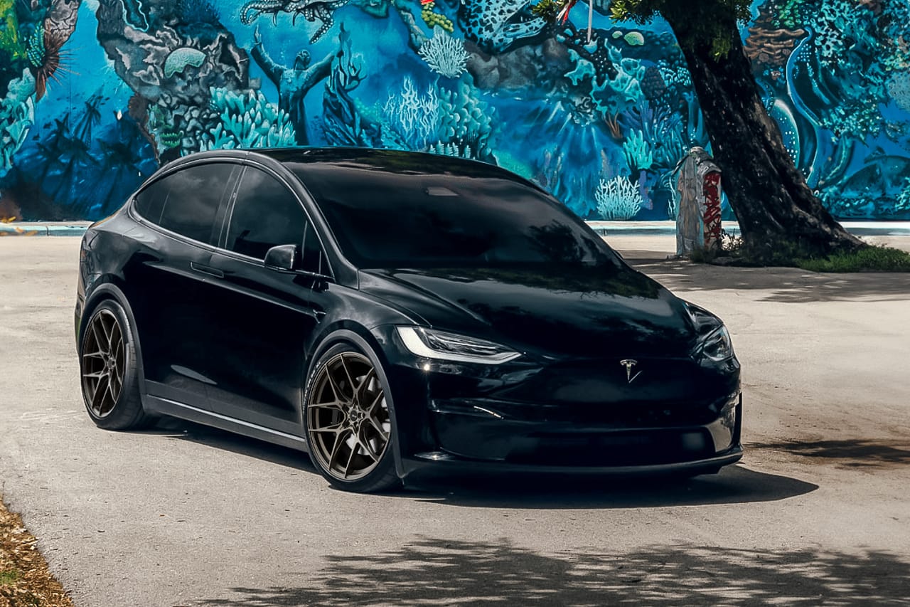 TESLA MODEL X on Savini forged wheels