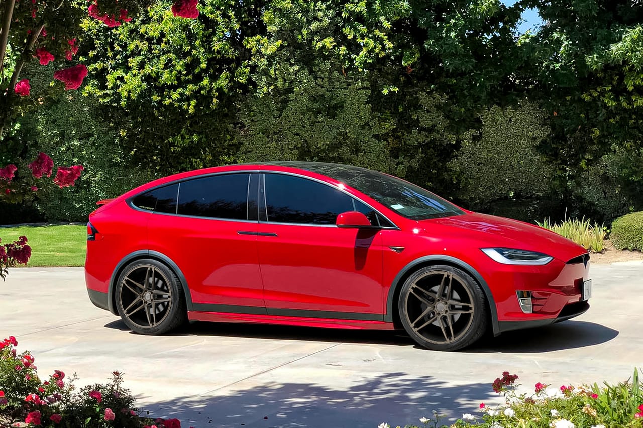 TESLA MODEL X on Savini forged wheels