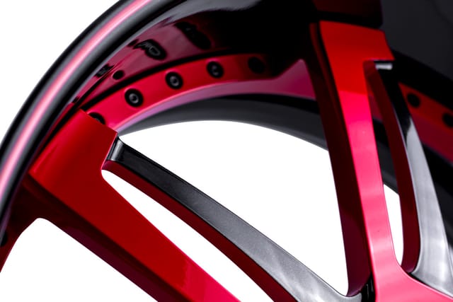 Black Red Accents finish on a Savini forged wheel