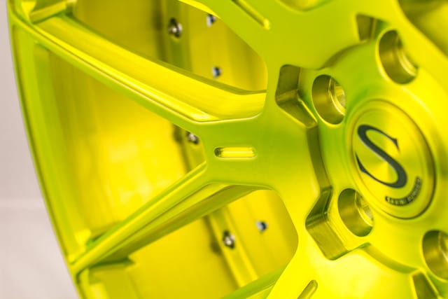 Brushed Shocker Yellow finish on the Savini SV63 D forged wheel