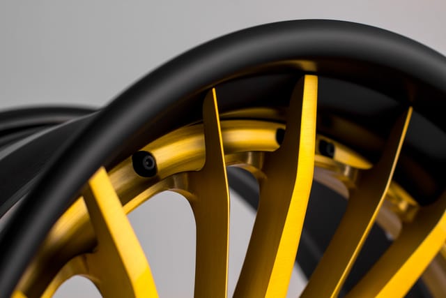 Brushed Gold Matte Black Lip finish on the Savini SV64 forged wheel