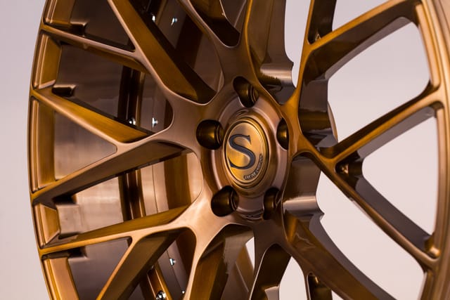 Brushed Copper finish on the Savini SV65 D forged wheel