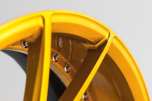 Brushed Gold finish on the Savini SV68 D forged wheel