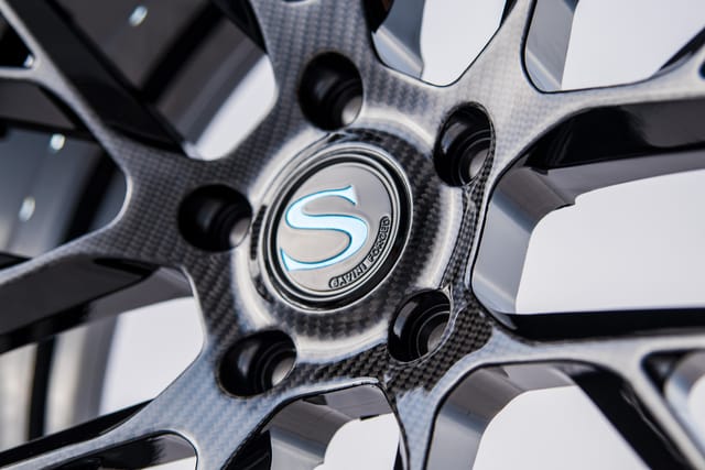 Gloss Black Carbon Fiber Face finish on the Savini SV70 XC forged wheel