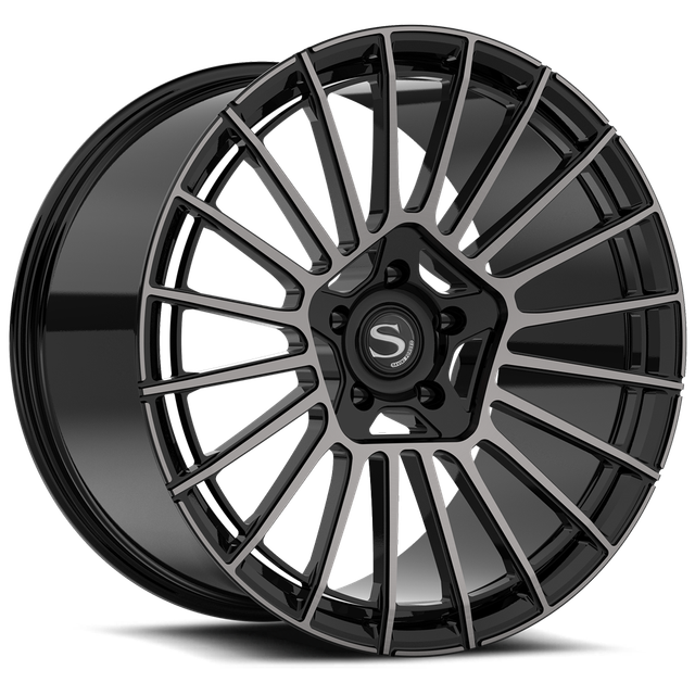 Savini R8 · gloss black with double dark tint