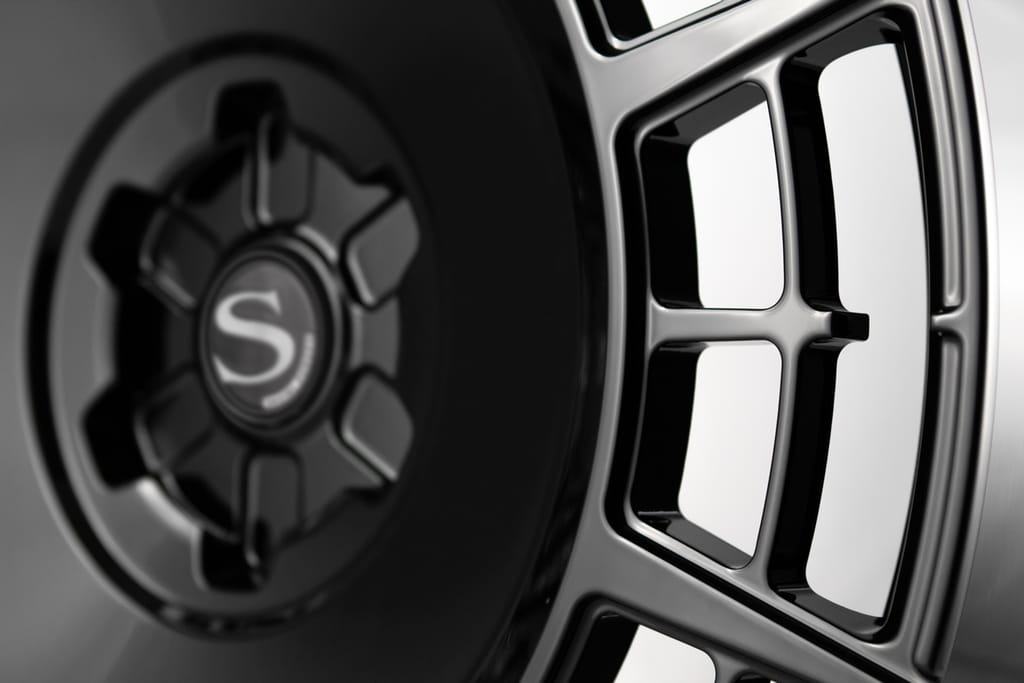 Savini X4 · 12 · angle 01